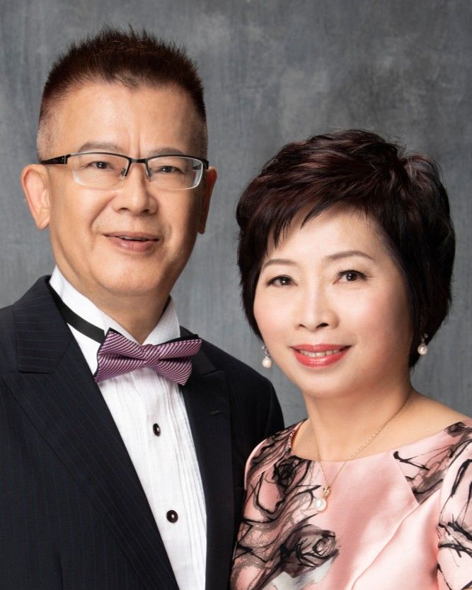 許炳献。謝珮婕